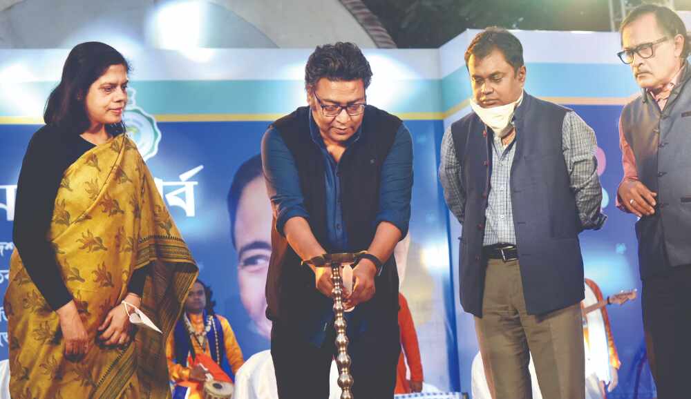 Bangla Moder Garbo kicks   off with three-day events