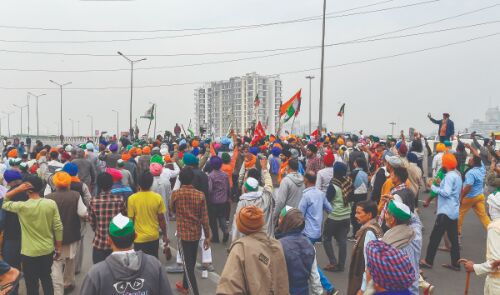 Kisan union moves SC against farm laws seeking intervention Kisan union moves SC against farm laws seeking intervention