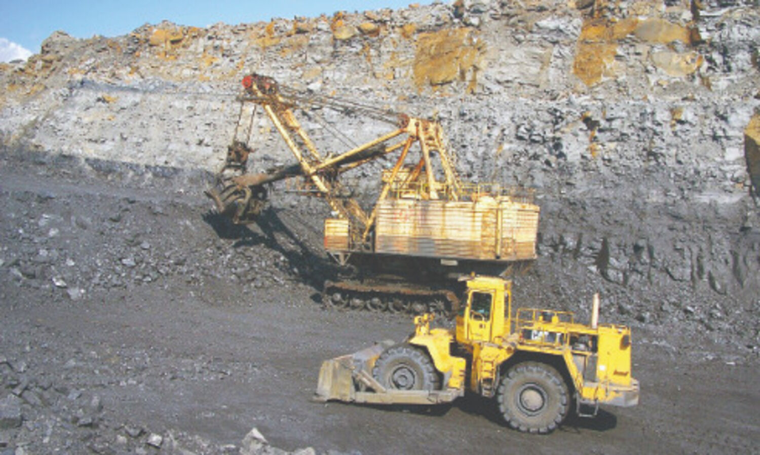 Commercial coal mining: Govt   re-invites bids for 4 coal blocks