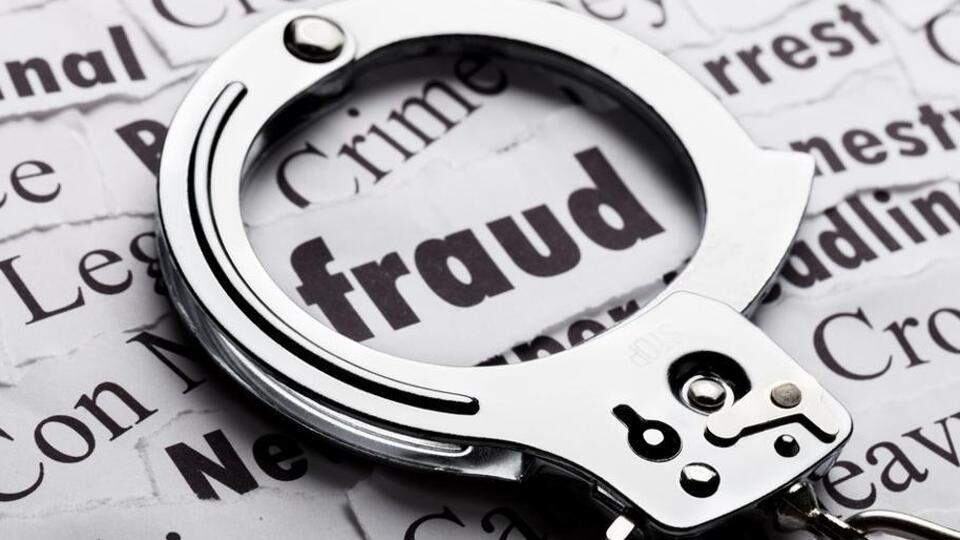 Maha: Case against 5 for duping businessman of Rs 32 lakh Maha: Case against 5 for duping businessman of Rs 32 lakh