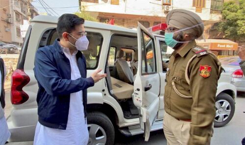 Four AAP MLAs detained while on their way to protest outside Amit Shahs residence: Police