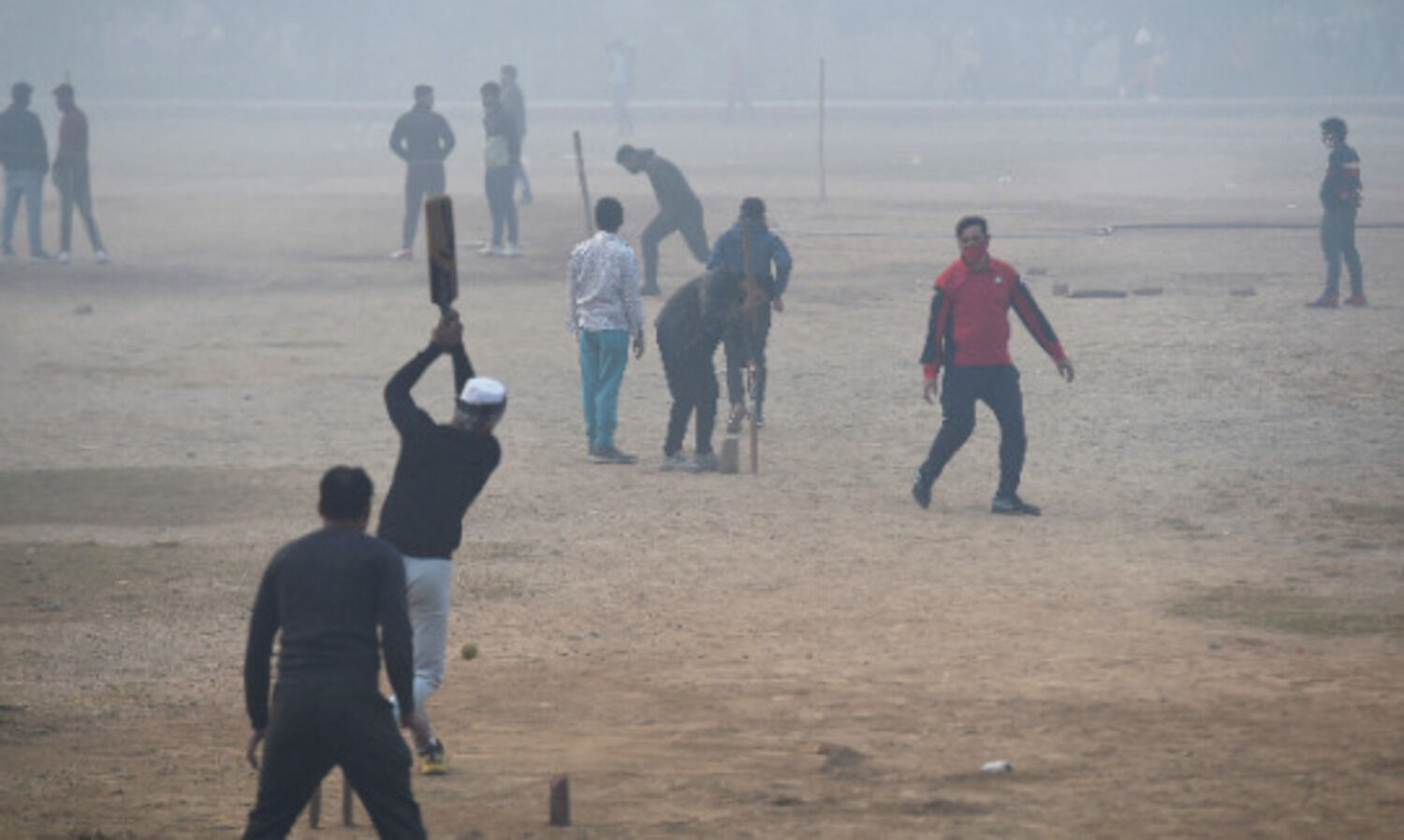 Mercury drops to 8.4 deg C, air quality improves as cold winds sweep Delhi
