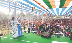 Mamata announces Rs 300 cr heritage town project Mamata announces Rs 300 cr heritage town project