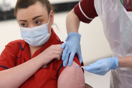 US vaccinations ramp up as 2nd COVID-19 shot nears
