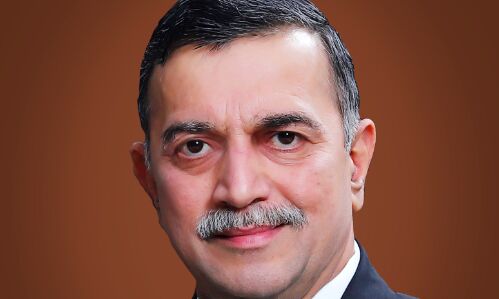 IOC Chairman conferred with honorary fellowship IOC Chairman conferred with honorary fellowship