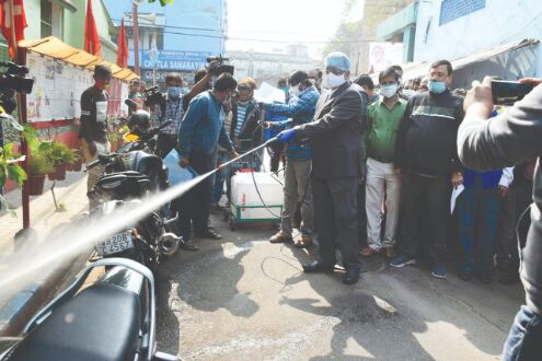 KMC launches water sprayer for washing roads, trees