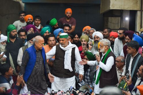 Will decide next course of action in 2-3 days, say protesting farmer unions Will decide next course of action in 2-3 days, say protesting farmer unions