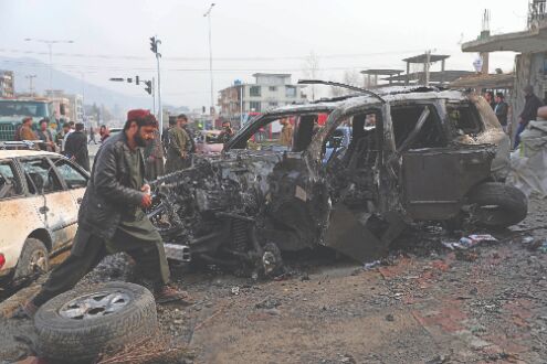Large car bomb kills 9 in Afghan capital: Official