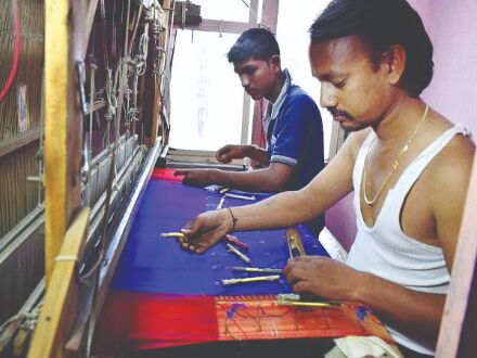 Grant of over Rs 26 cr approved for Amphan-hit artisans, weavers
