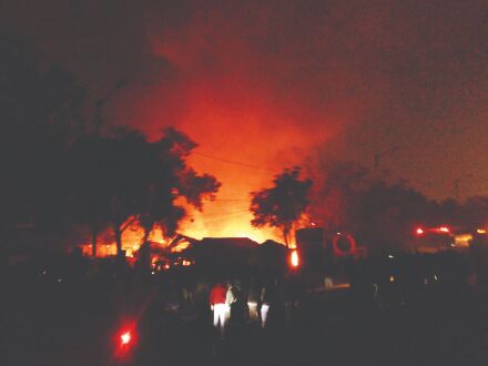 Inferno engulfs several shanties
