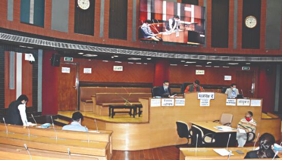 AAP councillor presents his views on SDMC Budget AAP councillor presents his views on SDMC Budget