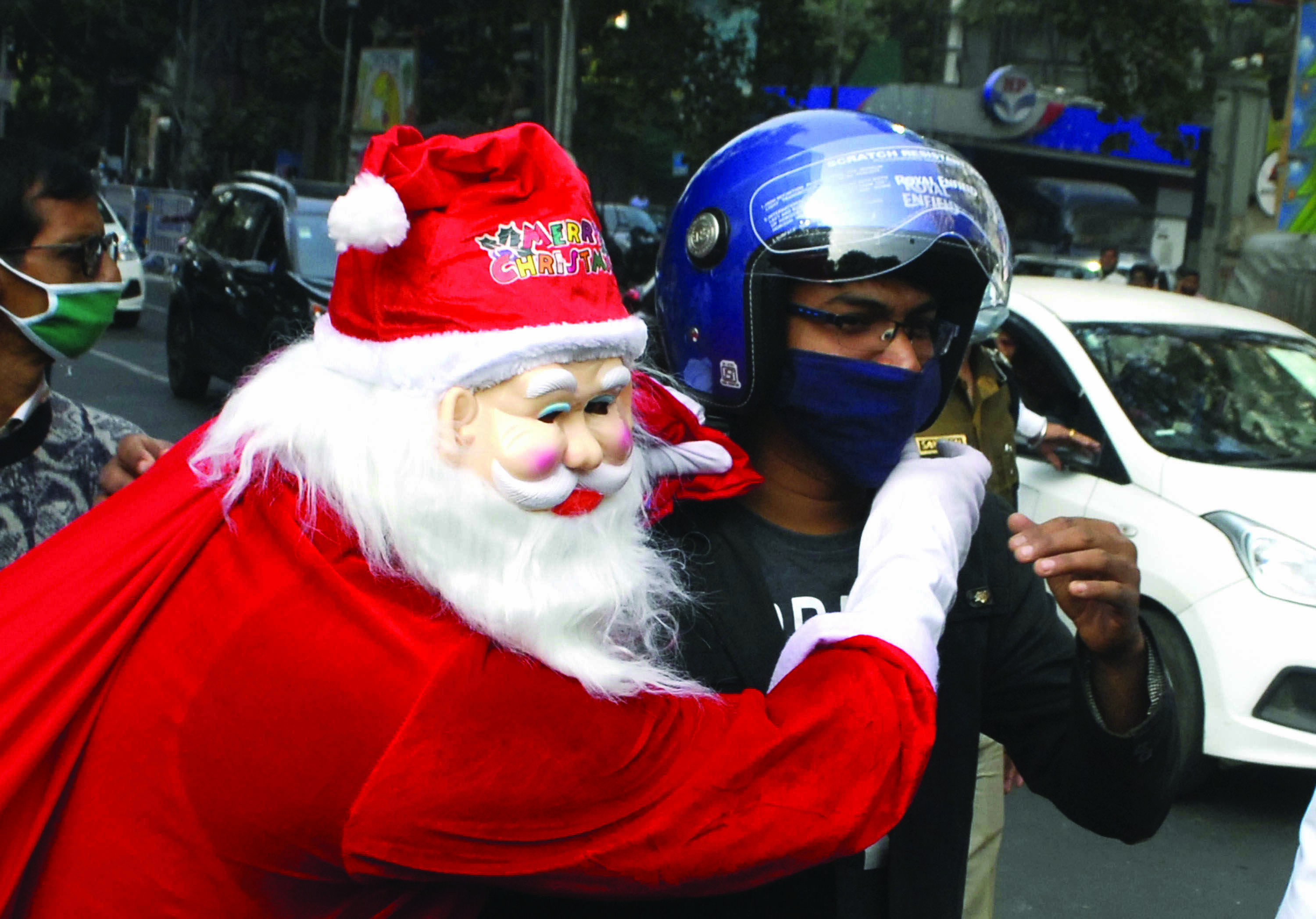 Festive season: Cops intensify naka checking to prevent accidents