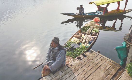 Severe cold wave expected in North India, Kashmir shivers in frigid Chillai-Kalan Severe cold wave expected in North India, Kashmir shivers in frigid Chillai-Kalan