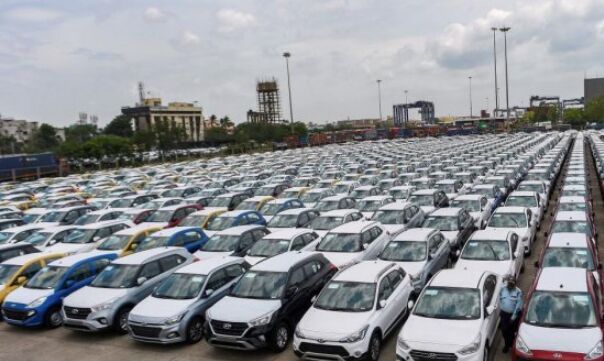 Govt extends validity of motor vehicle documents till March 31 Govt extends validity of motor vehicle documents till March 31