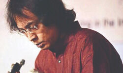 Weaving magic through Mandolin Weaving magic through Mandolin