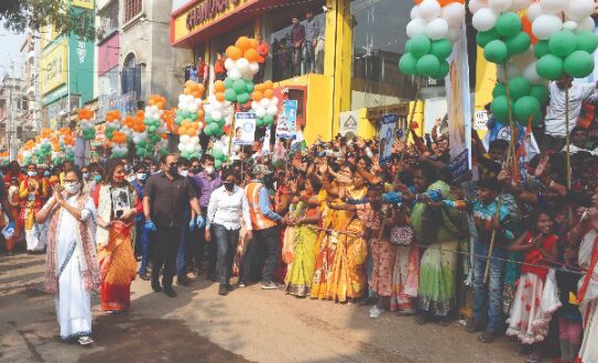 Bolpur: Lakhs join Mamatas march