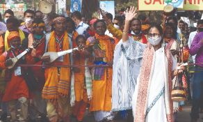 BJP is turning Visva Bharati into an epicentre of riot: Mamata