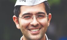 Chadha visits Singhu to get free Wi-Fi hotspots installed Chadha visits Singhu to get free Wi-Fi hotspots installed