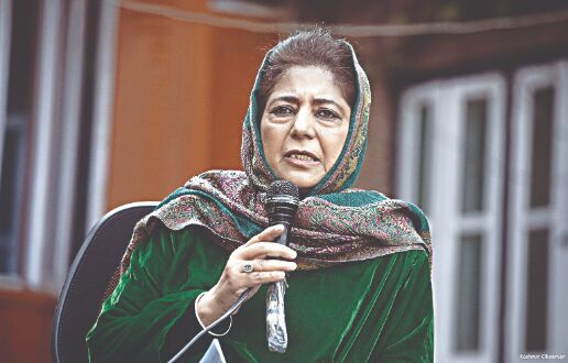 Mehbooba seeks impartial probe into Parimpora encounter Mehbooba seeks impartial probe into Parimpora encounter