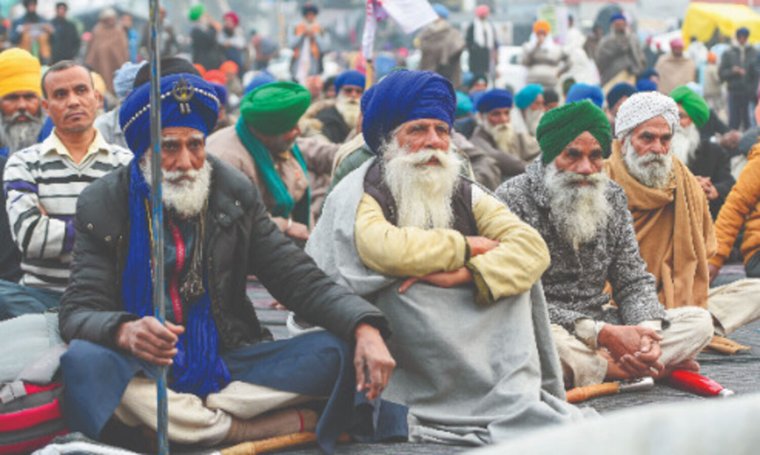 First time such arrogant govt in power, must withdraw farm laws unconditionally: Sonia