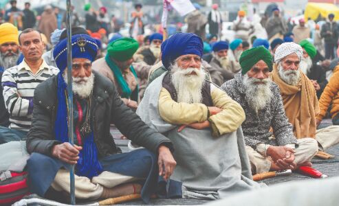 First time such arrogant govt in power, must withdraw farm laws unconditionally: Sonia