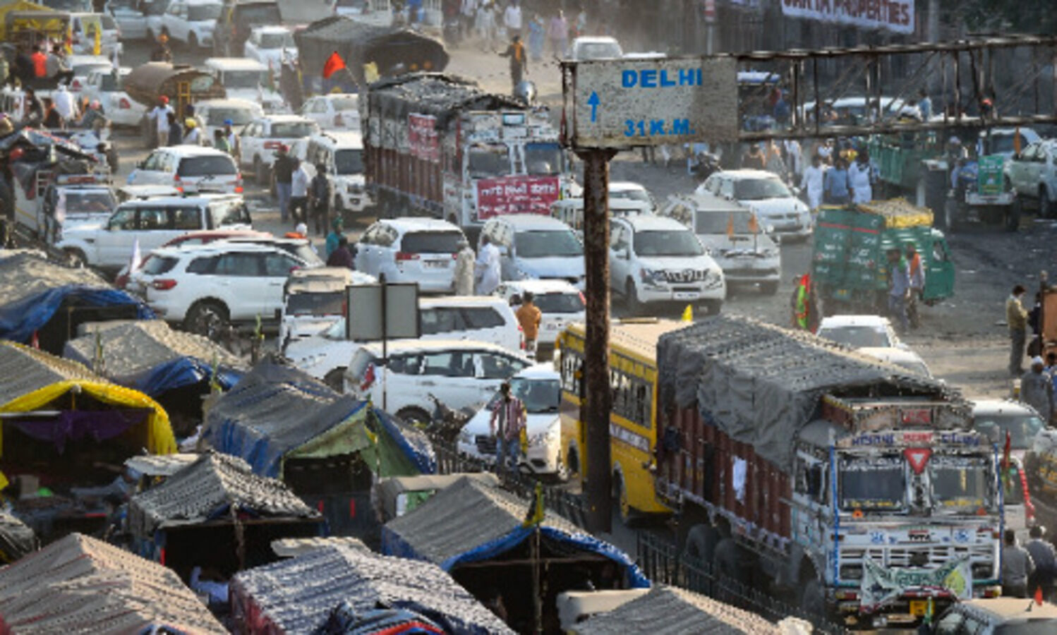 Farmers protest: Several roads remain closed in Delhi