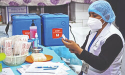 Delhi gears up to get inoculated; 384 fresh cases and 12 deaths reported Delhi gears up to get inoculated; 384 fresh cases and 12 deaths reported