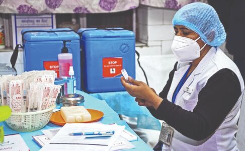 Delhi gears up to get inoculated; 384 fresh cases and 12 deaths reported Delhi gears up to get inoculated; 384 fresh cases and 12 deaths reported