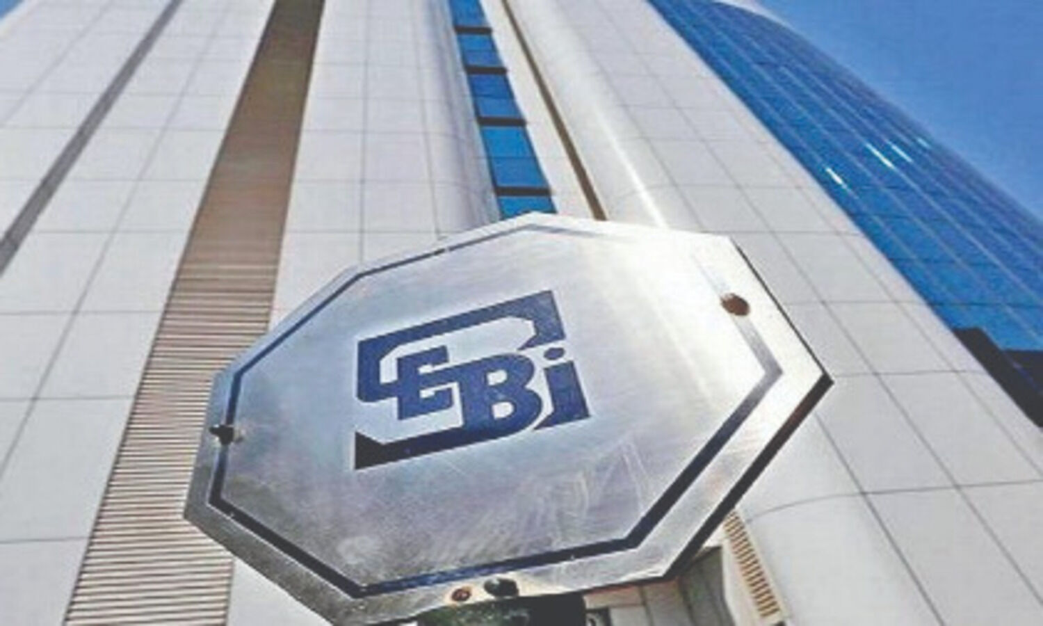 SC stays SAT order substituting fine imposed   by Sebi with warning