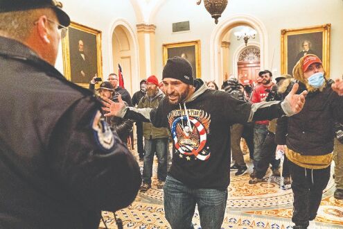 Capitol has seen violence over 220 years, but not like this Capitol has seen violence over 220 years, but not like this