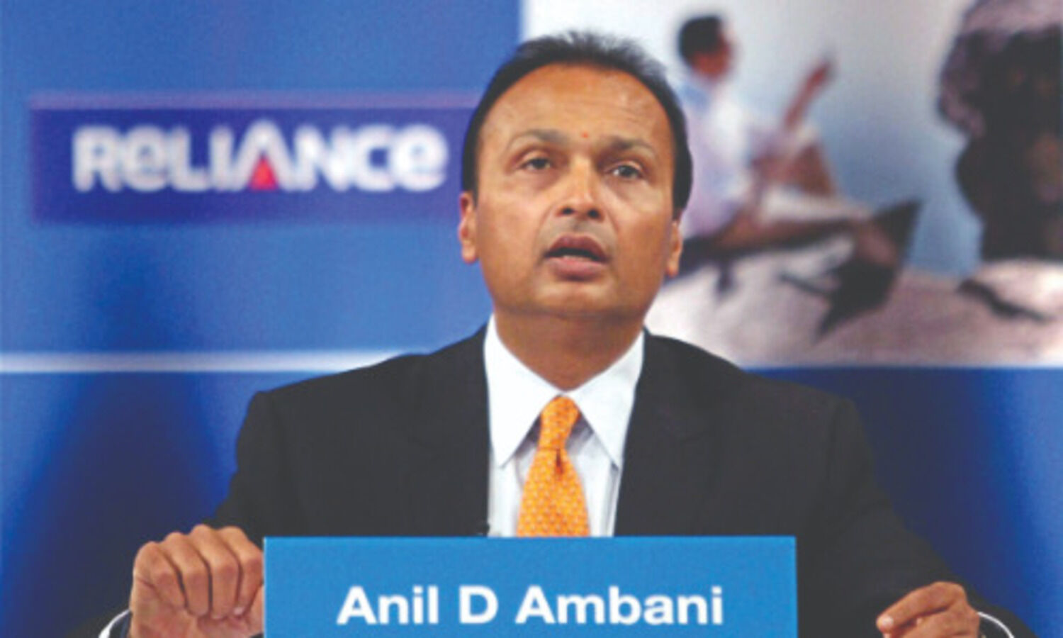 RCLs total outstanding   debt rises to `20,380 cr