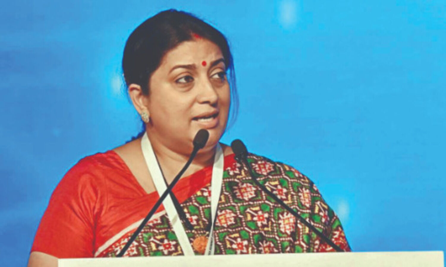 Irani lauds textiles sector for   production of masks, PPE kit