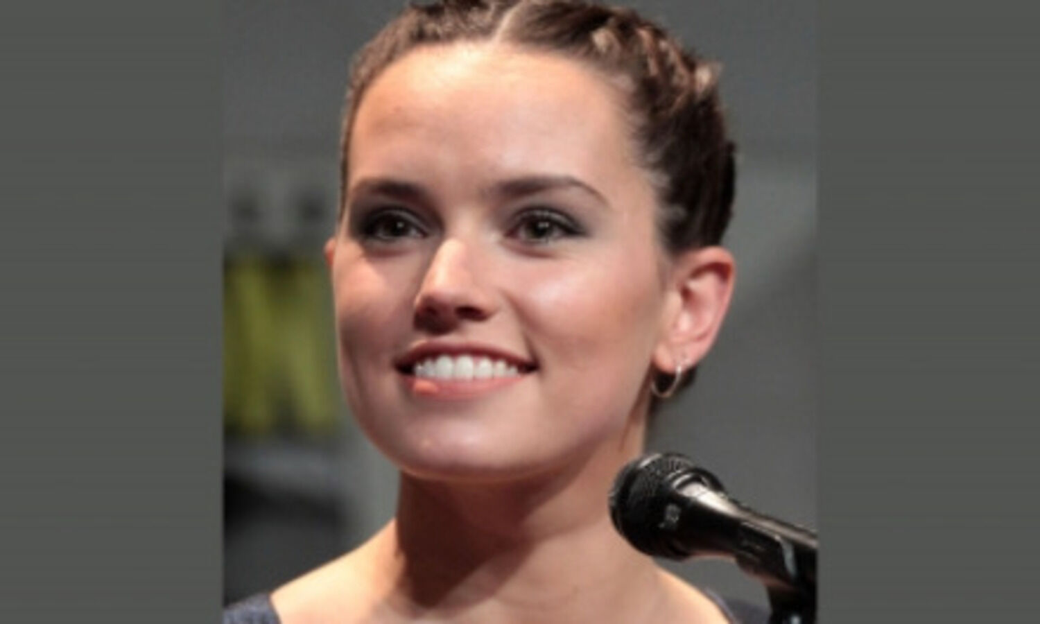 Daisy Ridley reveals scary thing about being in Star Wars Daisy Ridley reveals scary thing about being in Star Wars