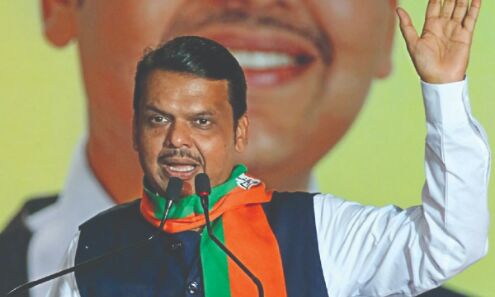 Maha reduces security cover of Fadnavis, Raj Thackeray Maha reduces security cover of Fadnavis, Raj Thackeray