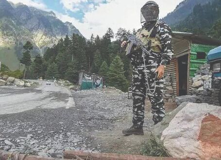 India returns captured soldier to China India returns captured soldier to China