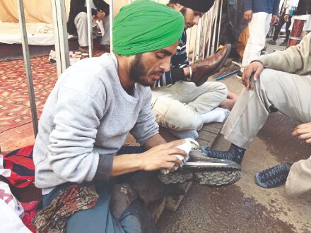 Clothes are taken care of, why not shoes? Clothes are taken care of, why not shoes?