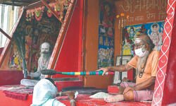 Puri Shankaracharya condemns CAA, caste-based politics Puri Shankaracharya condemns CAA, caste-based politics