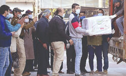 CM: Free vaccine for all in Delhi even if Centre does not go for it CM: Free vaccine for all in Delhi even if Centre does not go for it