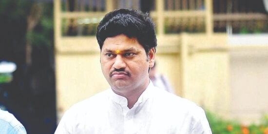 Facing rape charges, Munde to continue as minister for now Facing rape charges, Munde to continue as minister for now