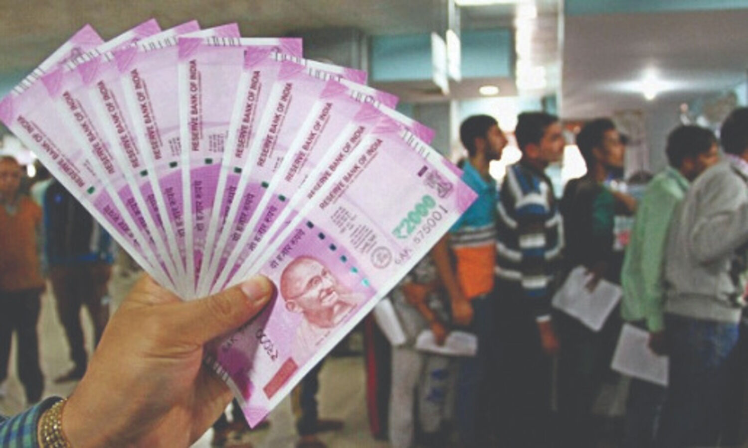 Bank credit grows 3.2%   in first 9 months of FY21