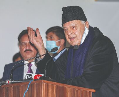 Farooq Abdullah requests PM to restore 4G internet in J&K Farooq Abdullah requests PM to restore 4G internet in J&K