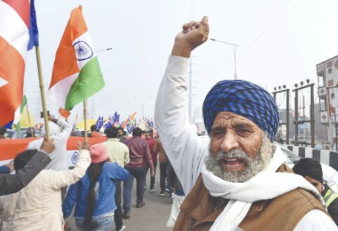 Farmer unions to go ahead with Republic Day tractor march