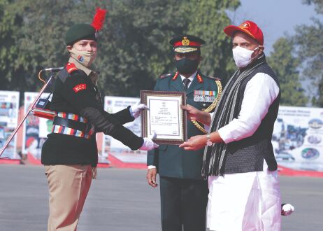 Defence Minister felicitates NCC bravehearts Defence Minister felicitates NCC bravehearts