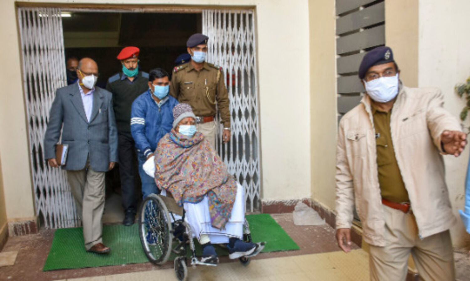 Lalu to be shifted to AIIMS-Delhi as health condition deteriorates
