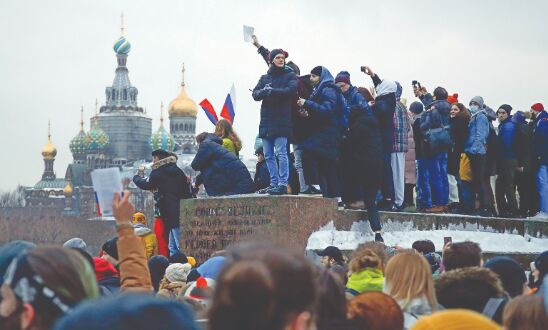 Over 3,300 protesters held in Russia after demonstrations in support of jailed Kremlin critic Over 3,300 protesters held in Russia after demonstrations in support of jailed Kremlin critic