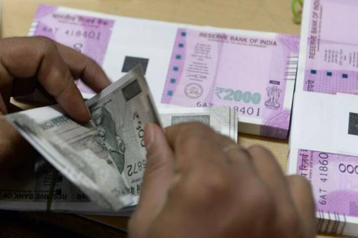 FPIs invest Rs 18,456 cr so far in January