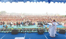 Those who want to leave do so quickly, train will leave platform soon: Mamata Those who want to leave do so quickly, train will leave platform soon: Mamata