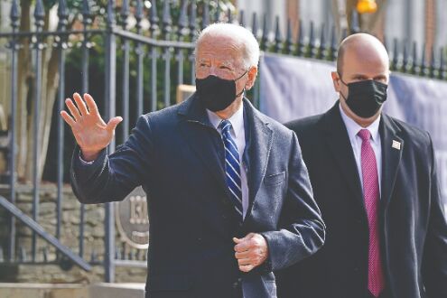 Biden to reinstate COVID-19 travel rules, add South Africa Biden to reinstate COVID-19 travel rules, add South Africa