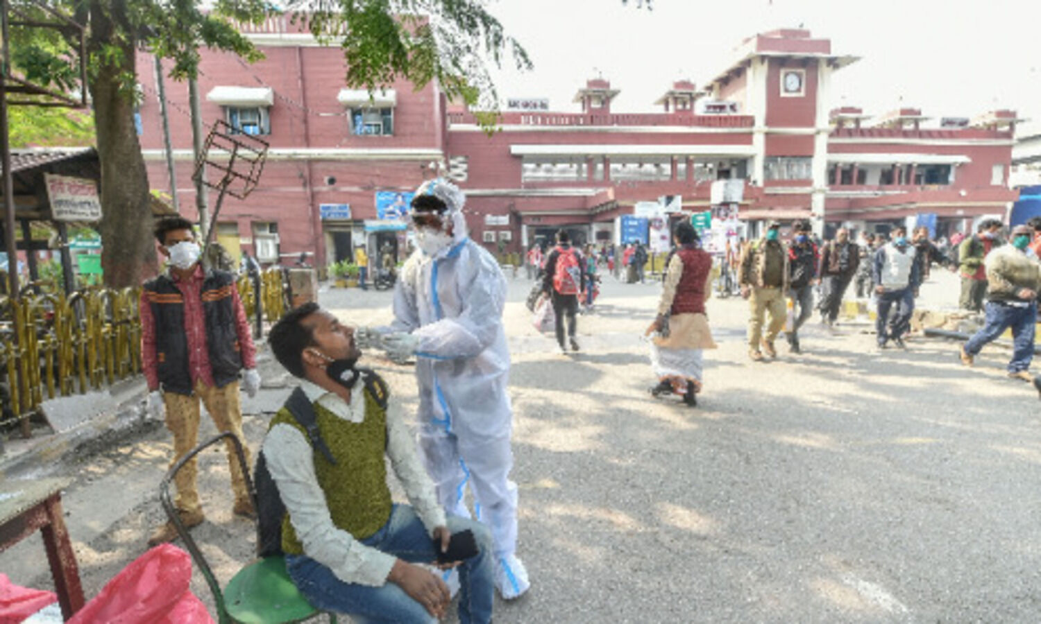 India records 9,102 fresh COVID-19 cases, 117 fatalities in a day