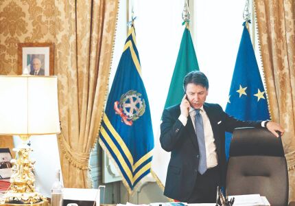 Italy PM quits to seek new govt as pandemic rages Italy PM quits to seek new govt as pandemic rages